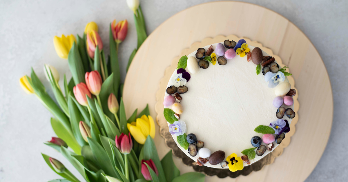 Carrot torte with pecans