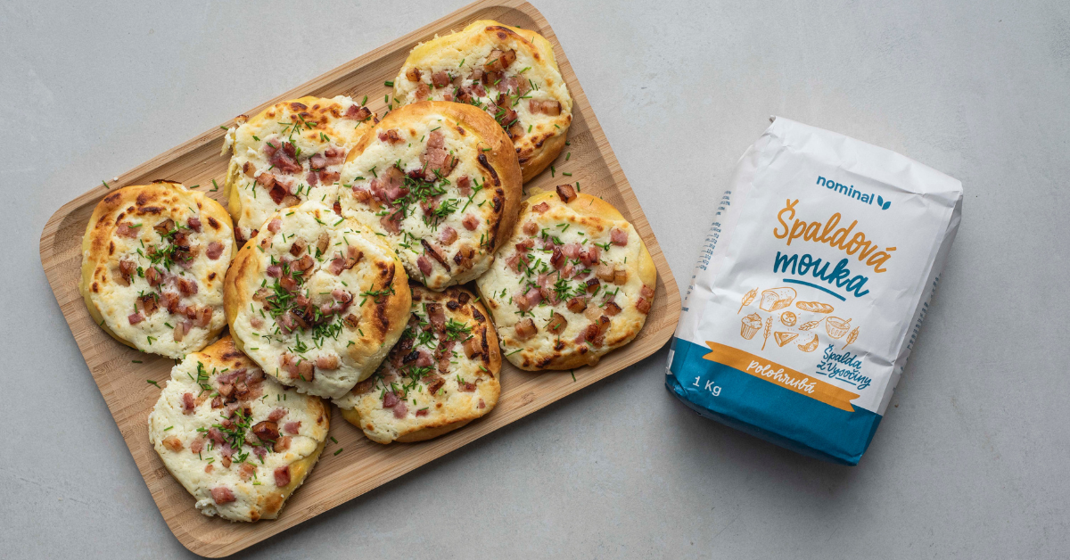 Kynuté špaldové koláče s brynzou a slaninou