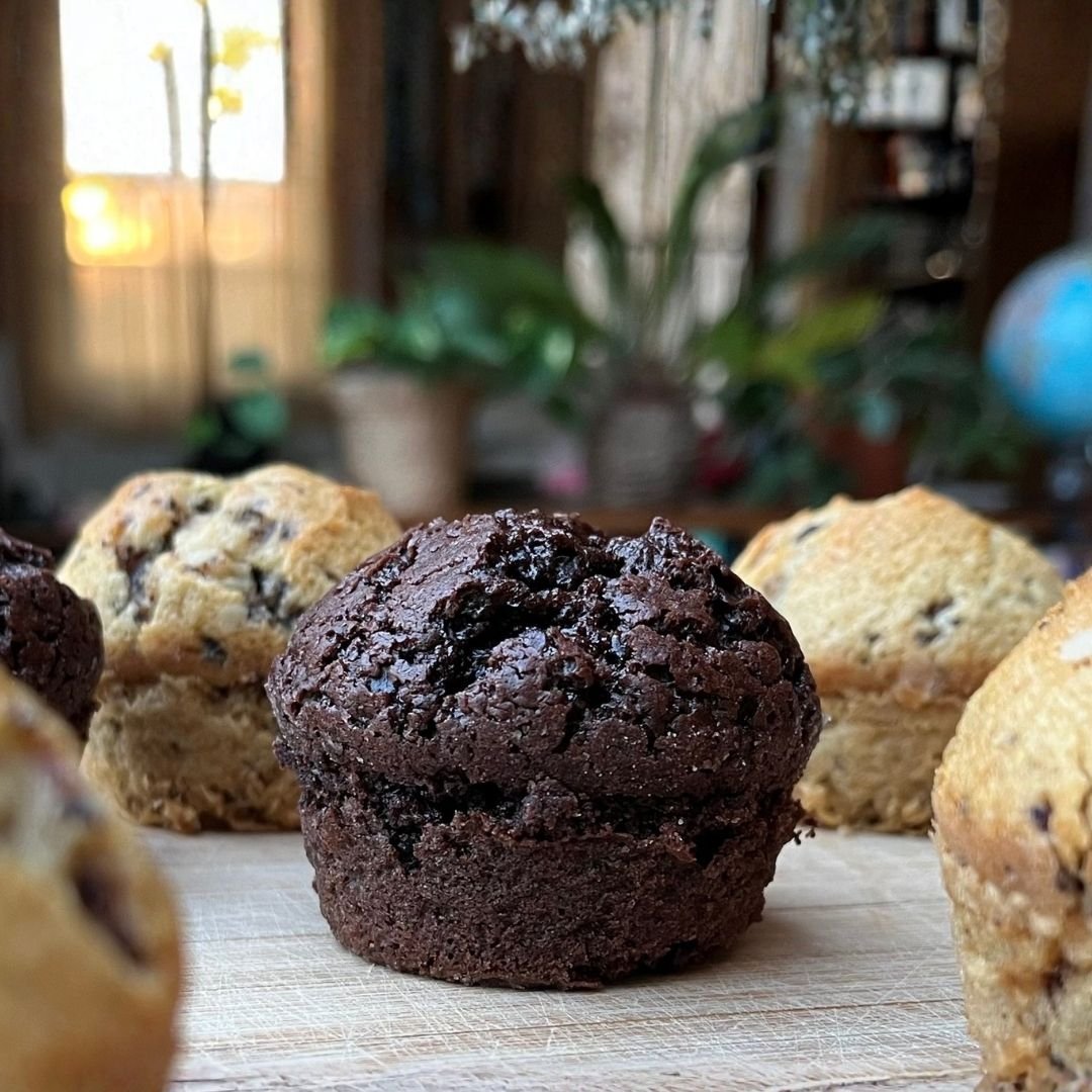       
          Mug Cakes in the Oven by Charlie
      