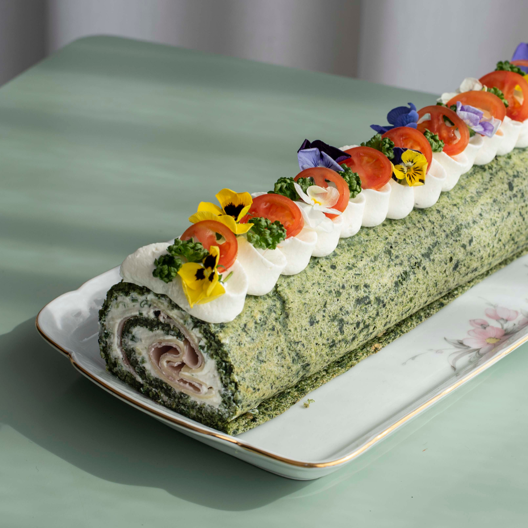 Savoury spinach roulade 